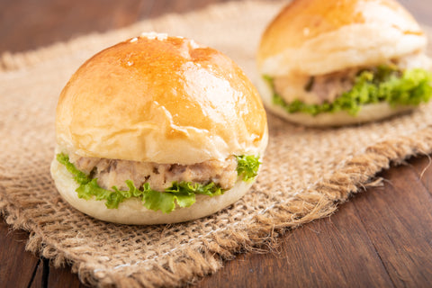 FREE WITH PURCHASE! Sunday Dinner Rolls (and Burger Buns) Mix. Limit 1