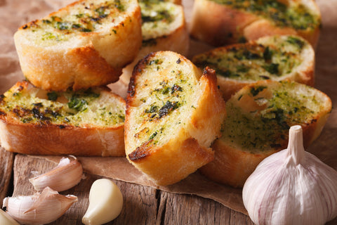 How to Make Great Roasted Garlic Bread in 15 Minutes