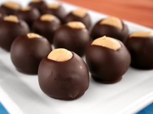 How to Make Peanut Butter Buckeyes