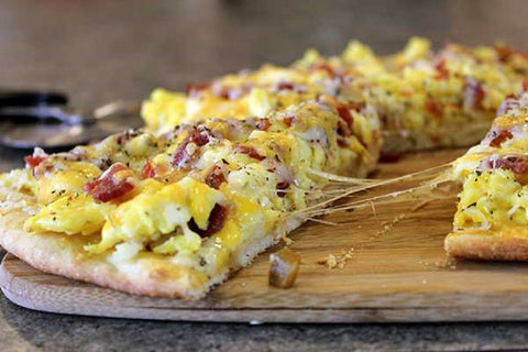 How to Make a Breakfast Pizza