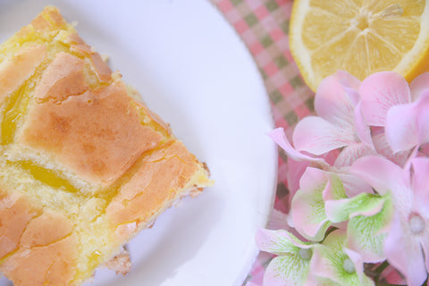 Vanilla Bean Baby Cake Mix with directions to Make Lemon Cheesecake Bars