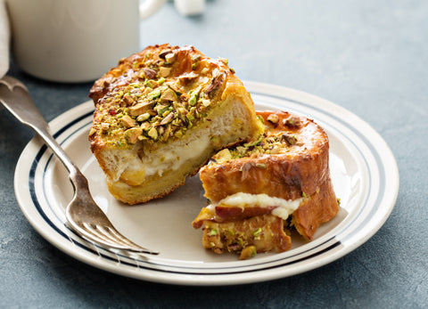 Make Pistachio Peach French Toast from Buttermilk White Bread.