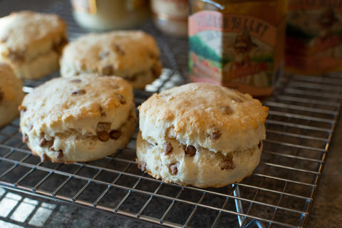 Cinnamon Roll Biscuits (13 oz)