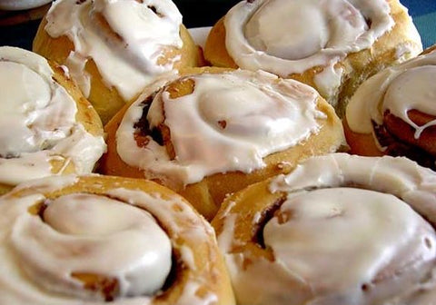 Cinnamon Roll Mix with Sweet Cream Vanilla Bean Frosting  (2 lb 5 oz) (6748134604881)